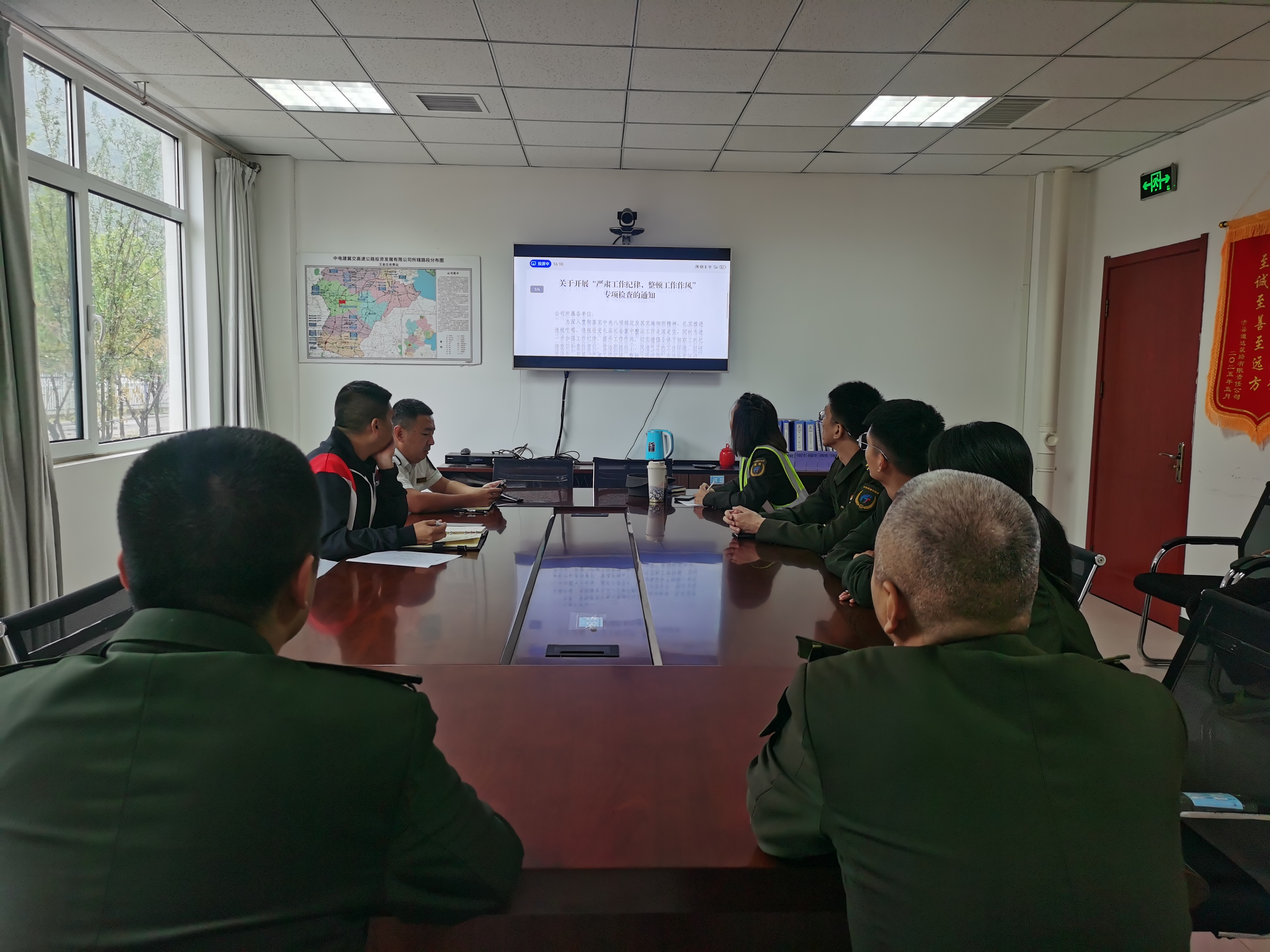 13a01cb0fcac8451b869acf2a976be6f.jpg