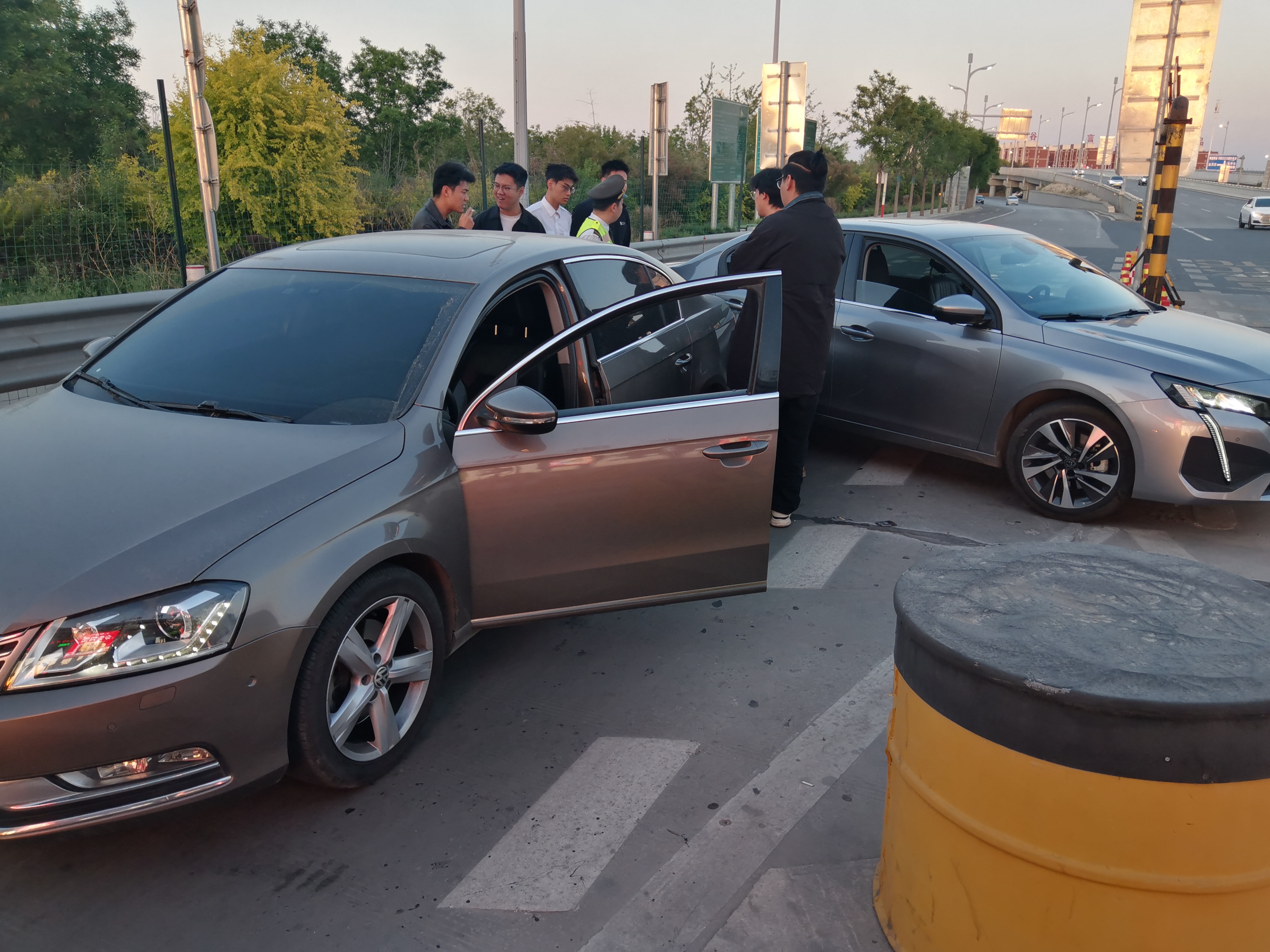 44f24ad9c81abc470af75a7bac1512bb.jpg