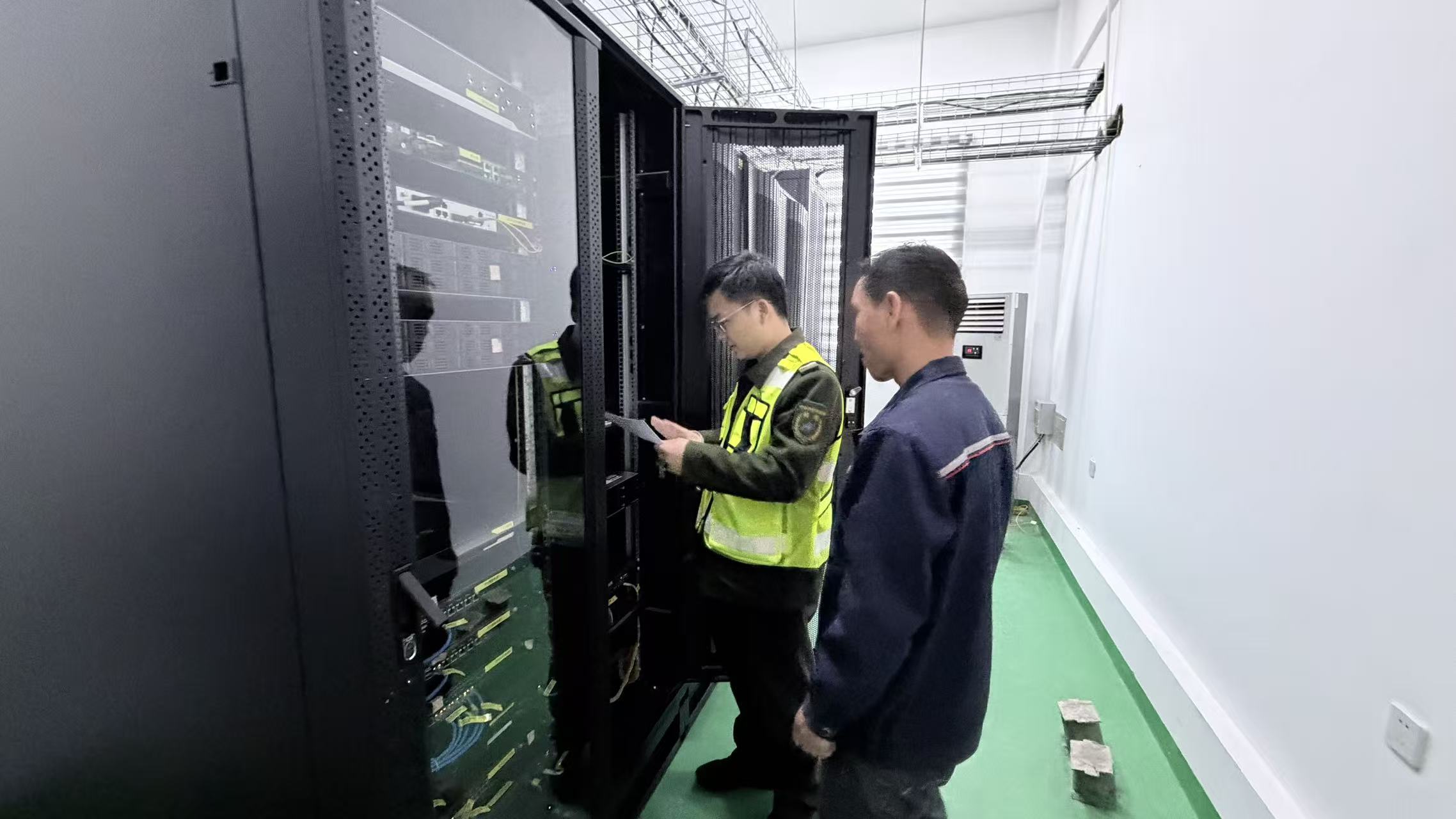 E:\赞龙桌面\5cd24b6e53e3ecafecee5dc55f03430d.jpg