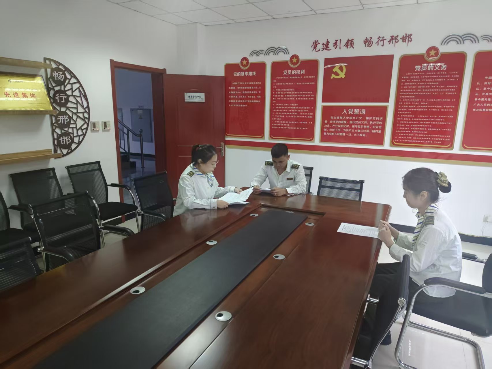 1班.jpg 1班.jpg